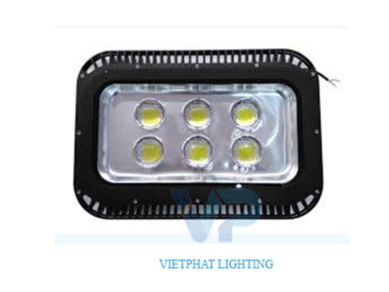Đèn pha cầu 300w