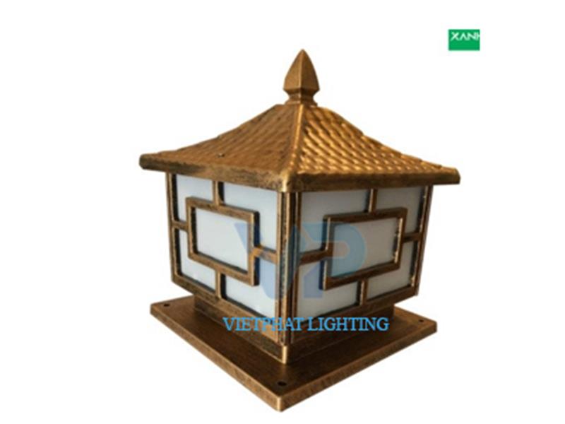 Đèn trụ cổng vuông TC02