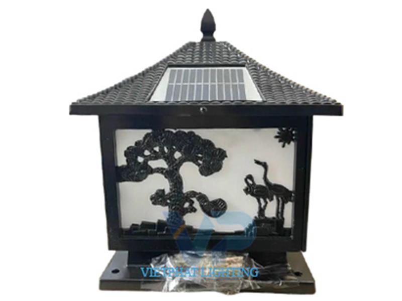 Đèn trụ cổng vuông năng lượng mặt trời  -TC04